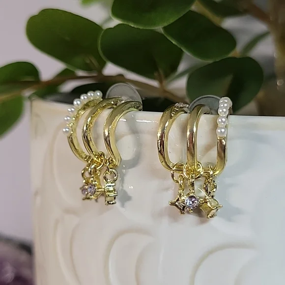 Claw Style Huggies with Faux Pearl, Crystal Dangles, S925 - Picture 1 of 7